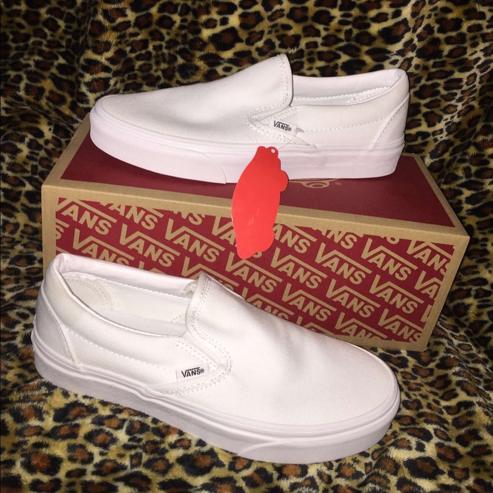 White classic low top vans